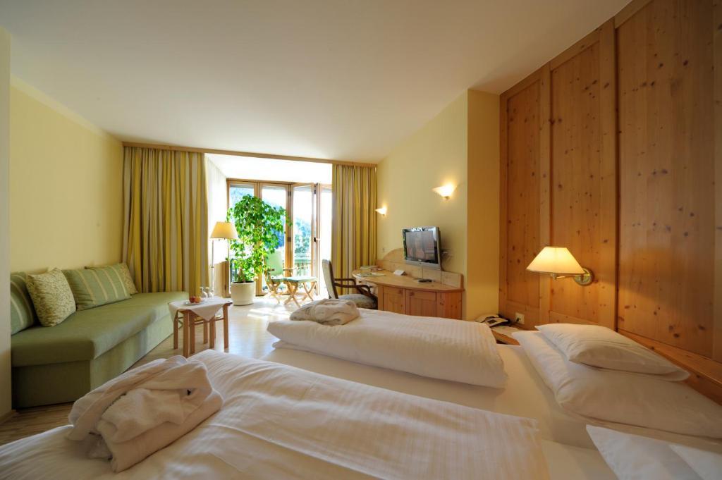 Naturhotel Ortners Eschenhof Bad Kleinkirchheim Kültér fotó